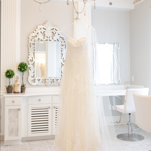 Skylar Wedding Dress
By Sottero and Midgley - Picture 3 of 12